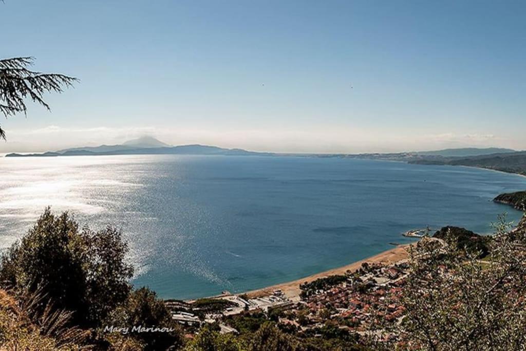 Сasa de vacaciones Cosy House Chalkidiki 300m From Stratoni